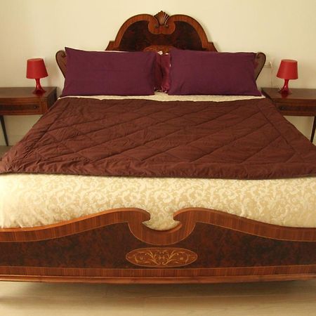 B&B Majestade Каляри Стая снимка