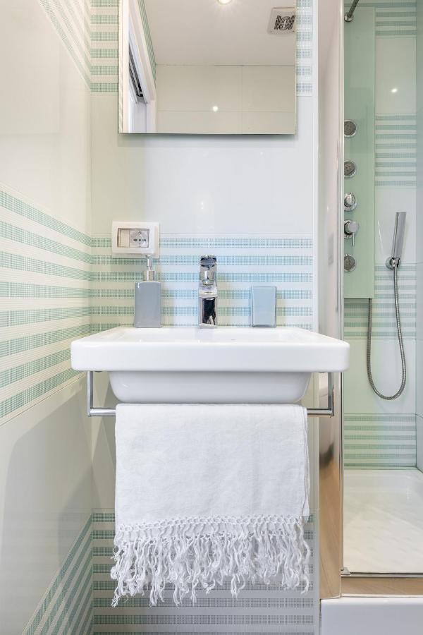 B&B Majestade Каляри Екстериор снимка