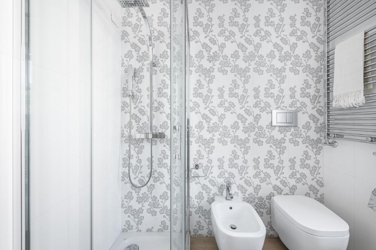 B&B Majestade Каляри Екстериор снимка
